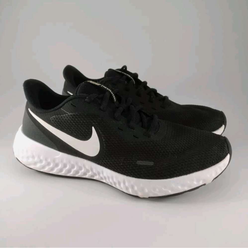 Nike Revolution 5 Men's Running Shoes Sz 8 W Black Sneakers